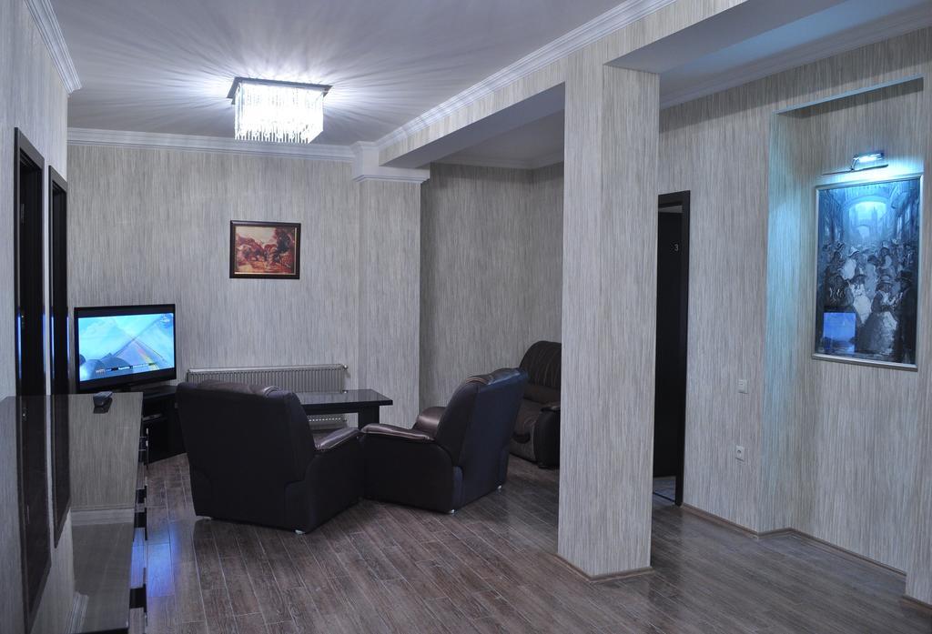 Rondo Hotel Tbilisi Exterior photo