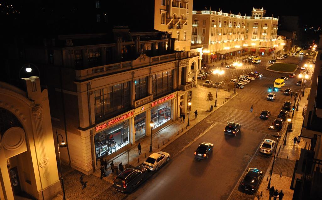 Rondo Hotel Tbilisi Exterior photo